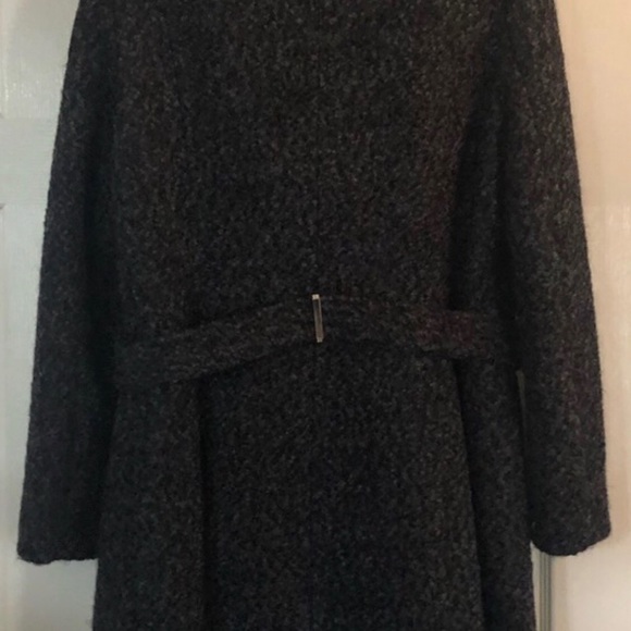 Ivanka Trump Coat - Picture 2 of 5